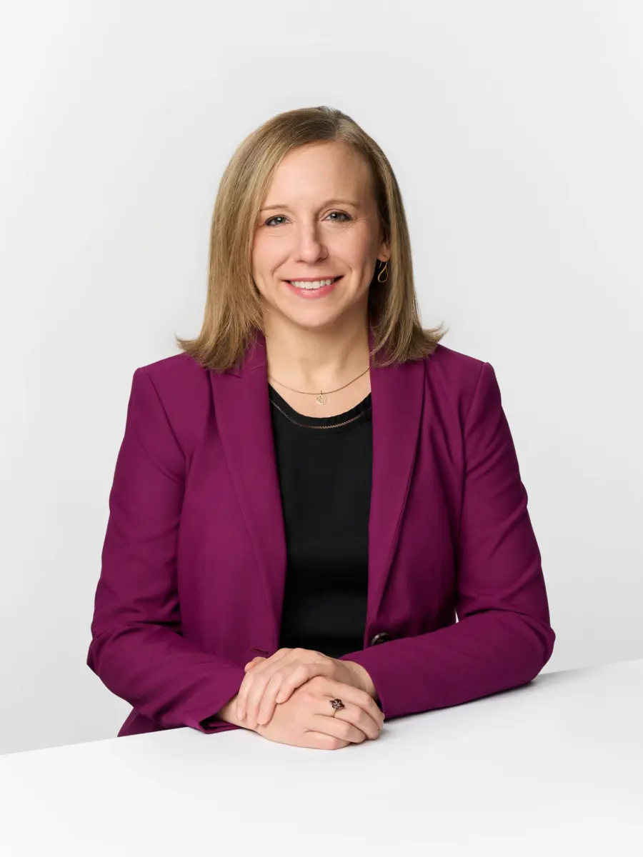 Headshot of Kelly McManus