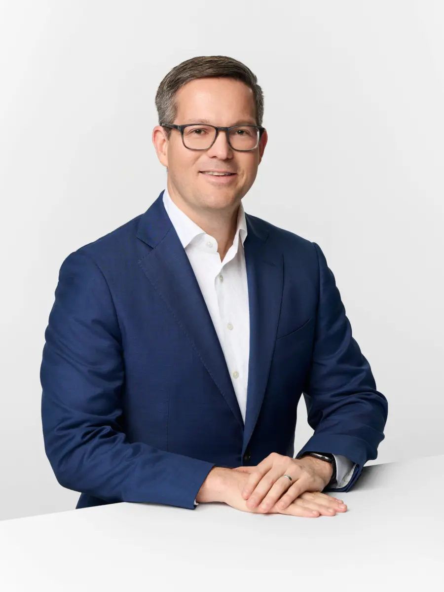 Headshot of Charlie Anderson