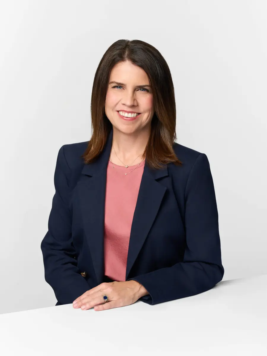 Headshot of Kelli Rhee